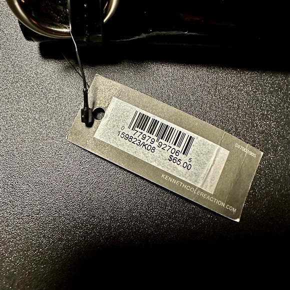 kenneth Cole womens wallet. - Picture 6 of 7